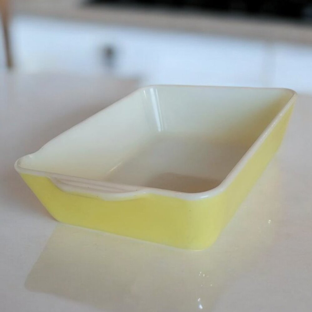 "RARE" Vintage Yellow Rectangular Pyrex 0503 B-4 Ovenware W/O Lid
